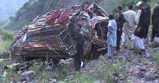 30 killed in Muzaffarabad bus accident